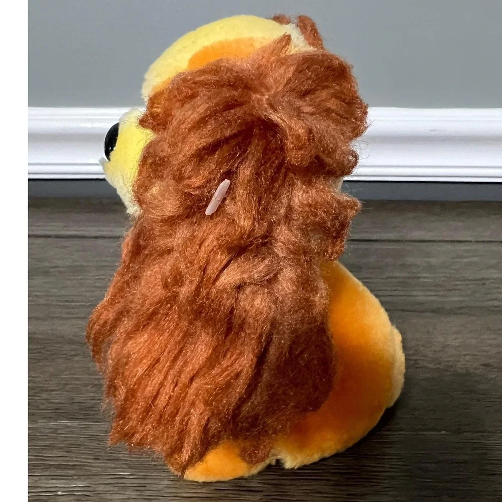 Vintage Lady and the Tramp Plush Dog Yellow Orange Disney‎ Stuffed Animal